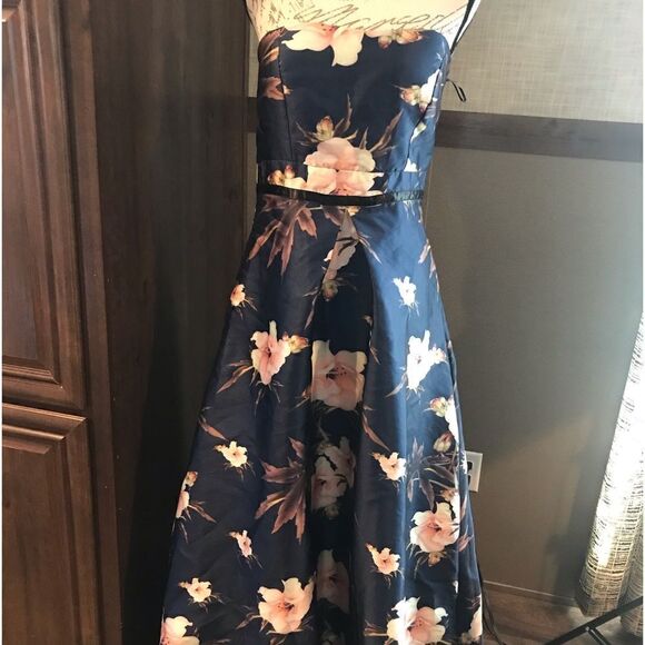 Jour Blue Floral Formal Dress Womens Small - Picture 2 of 10